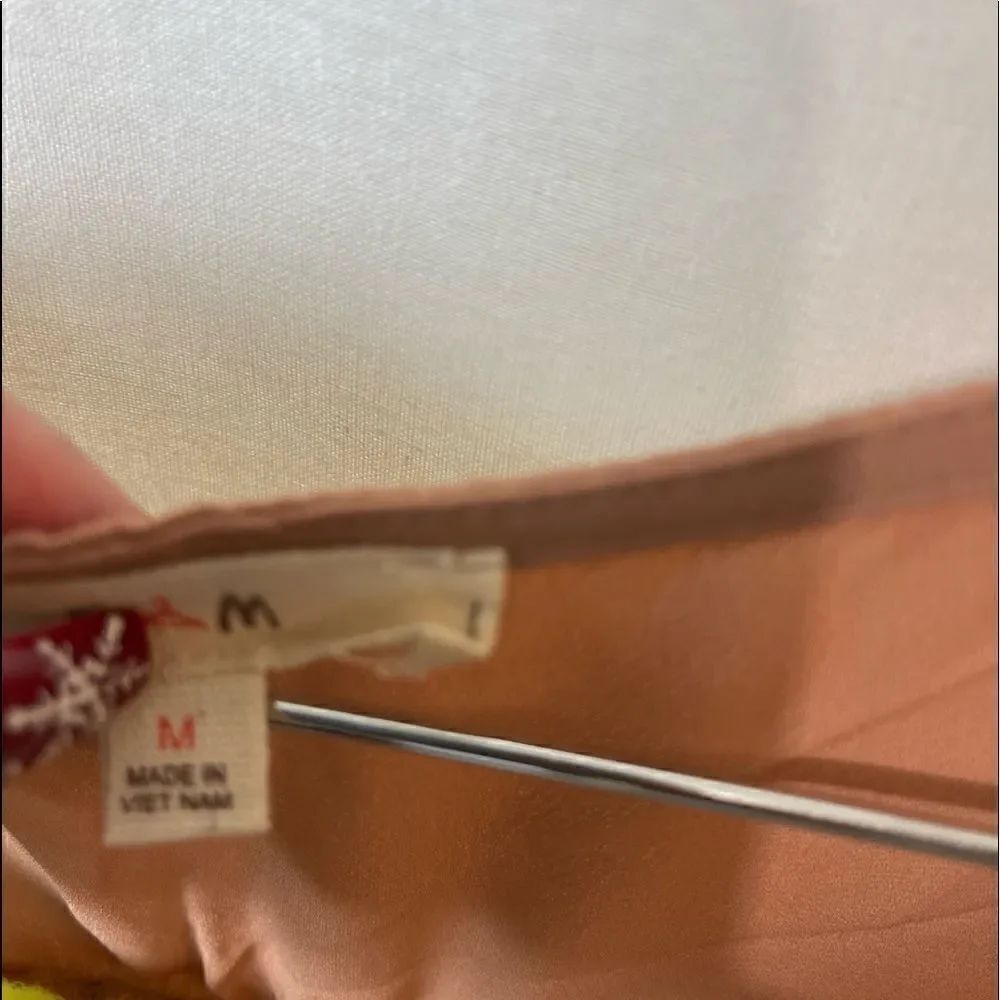 Color block Button down Blouse - Picture 7 of 7